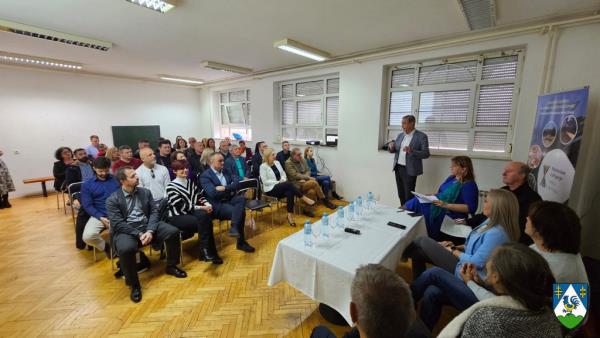 foto/IMG-20231112-WA0021
